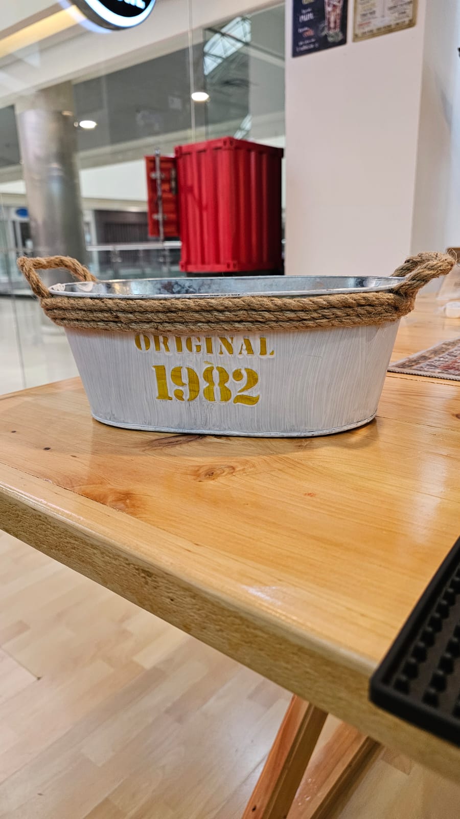 Cubeta para hielo de metal – Diseño Vintage "Original 1982"