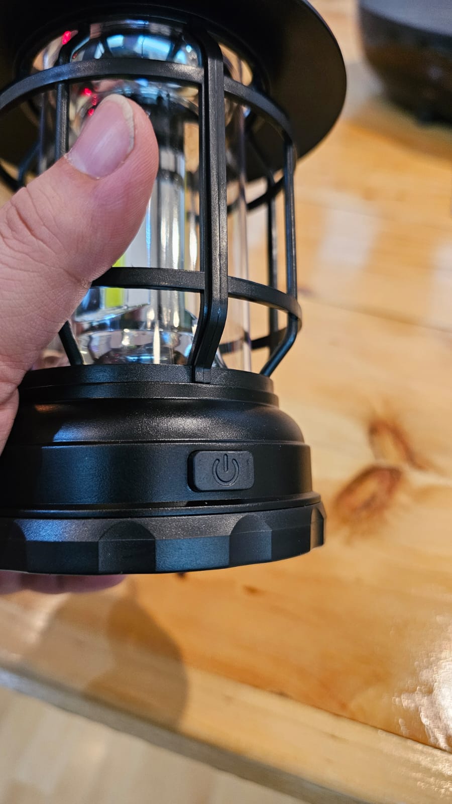 Lámpara Retro portátil con Luz LED – Estilo Clásico y Funcionalidad en Cualquier Espacio