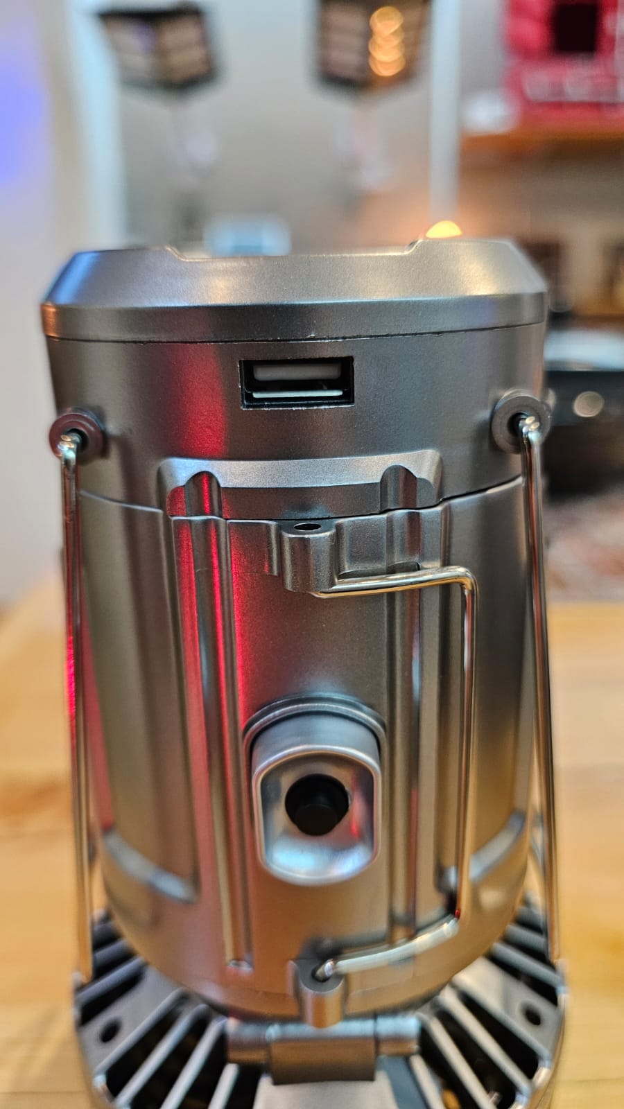 Lámpara Retro Solar con Ventilador – Iluminación y Frescura con Estilo Vintage