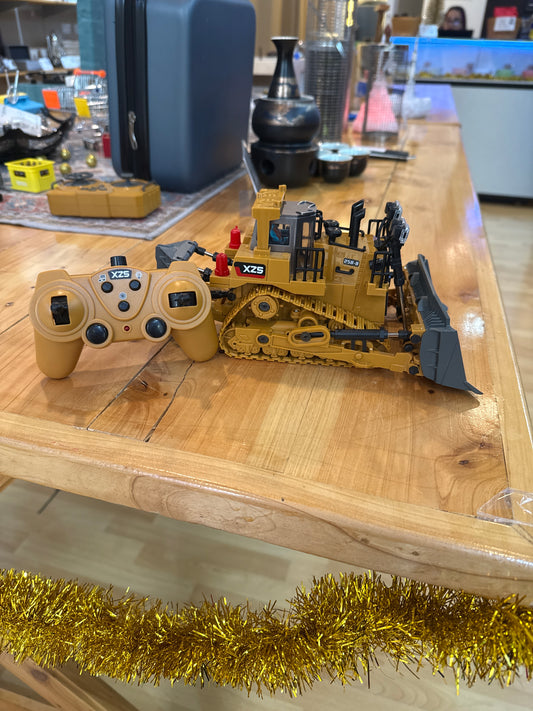 Equipo Pesado a control remoto