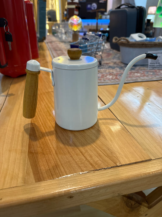 Cuello de Cisne para Café con Mango de Madera